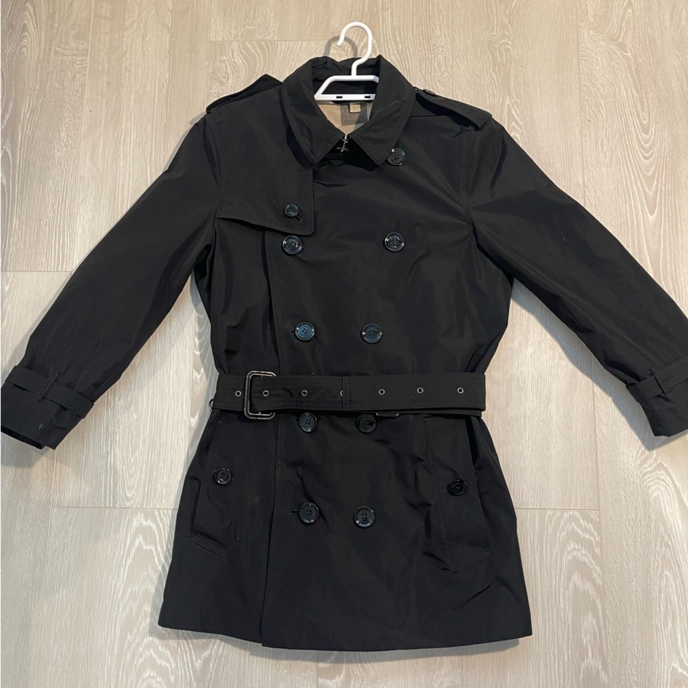 Burberry Classic Black Trench Coat size Small